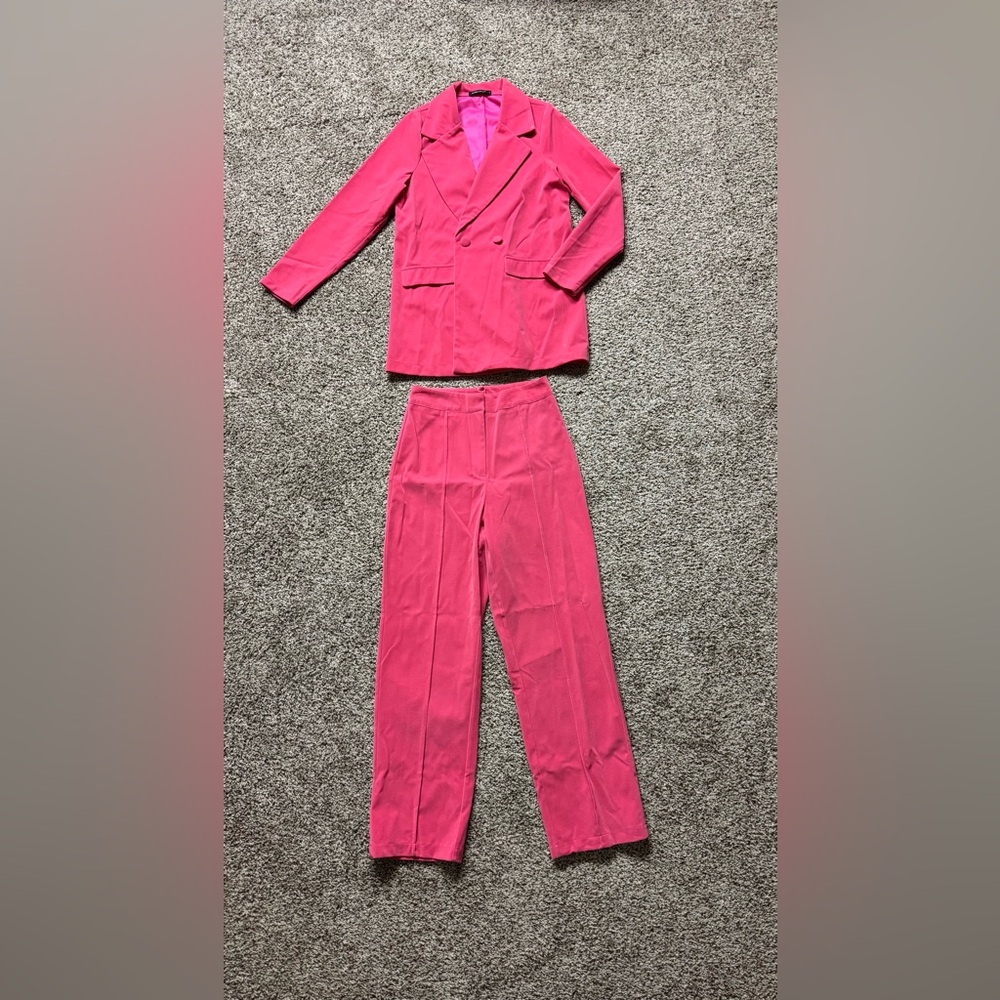HOT PINK Velvet Suit Set 💗